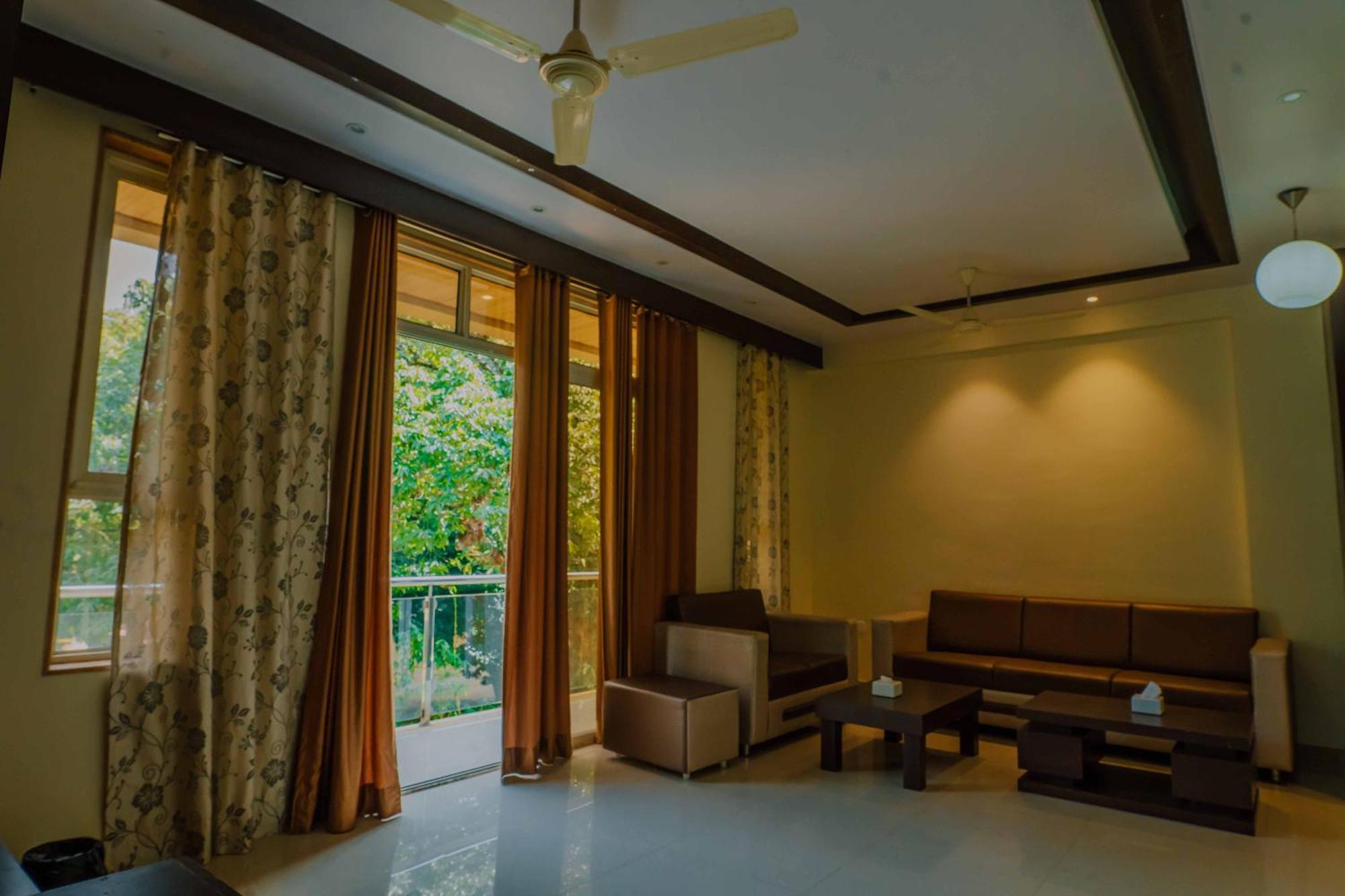 Hotel Oakwood Mahābaleshwar Zimmer foto